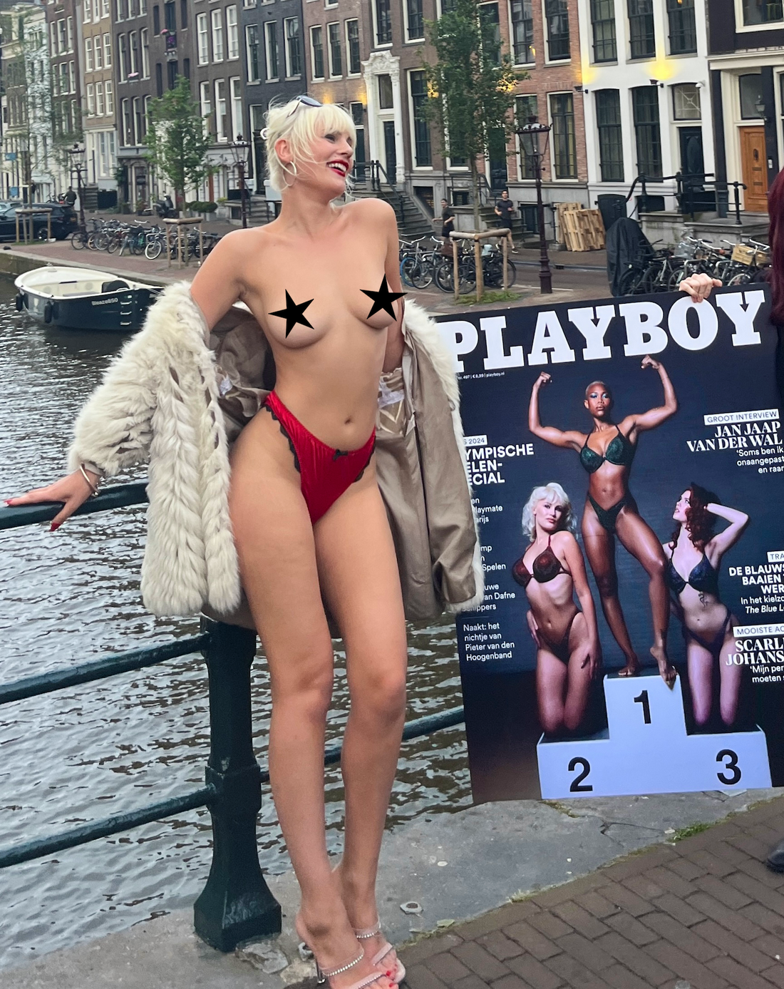 Playboy Signing Session by Nelly Dansen