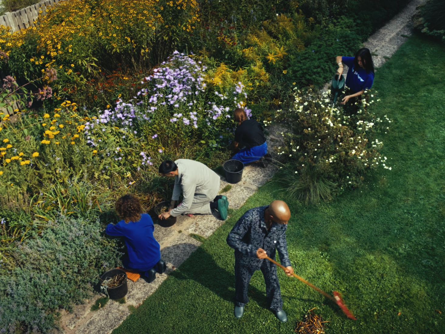 Load video: Bas Jan Ader Tribute